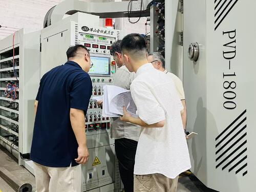 Irán Aceptación del cliente de 1800×2400 PVD máquina de recubrimiento al vacío JXS Vacuum