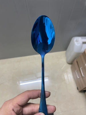 Venta directa de utensilios de mesa de acero inoxidable Máquina de recubrimiento de vacío multicolor