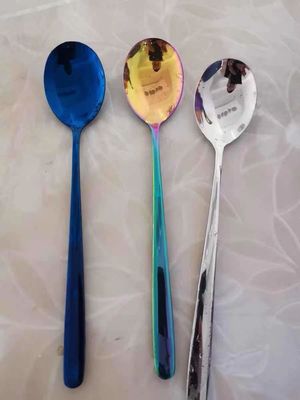 Máquina de recubrimiento de vidrio espejo de aluminio por pulverización catódica PVD con oro