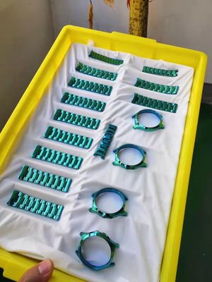 Equipo de recubrimiento de pulverización por magnetrón de vacío de acero inoxidable Color de vidrio Pvd Revestimiento al vacío