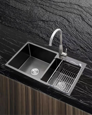 Máquina de recubrimiento de titanio PVD para hardware metálico decorativo