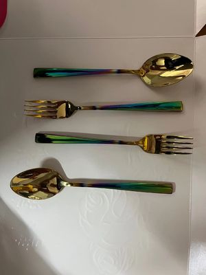 Máquina eléctrica de recubrimiento de lámina de aluminio para tapones de sellado de botellas para embalaje de película plástica