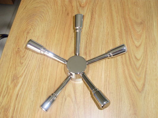 Equipo de recubrimiento al vacío por iones de arco múltiple para el proceso de revestimiento decorativo de perfiles de aleación de aluminio