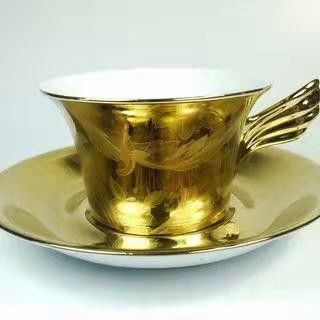 Máquina de recubrimiento al vacío PVD de acero inoxidable con revestimiento de titanio y buen servicio