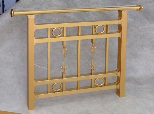 Máquina de recubrimiento al vacío de botellas de vidrio Máquina de pintura de aluminio Máquina de metalización de plástico de aluminio PVD