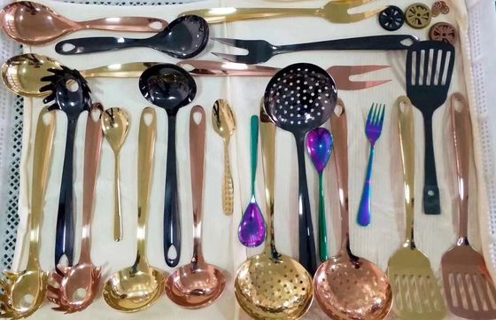 Equipo de recubrimiento PVD Máquina de recubrimiento metalizante al vacío para reflectores/plásticos