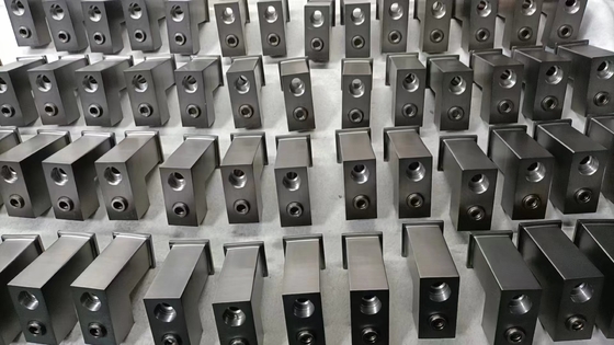 Máquina de recubrimiento PVD de cubiertos de acero inoxidable Cámara de enfriamiento indirecta