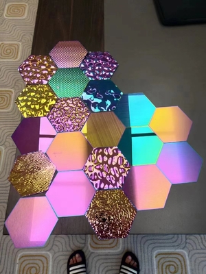 Máquina de recubrimiento de vacío de evaporación de color personalizada de puertas dobles para la pelota de Navidad