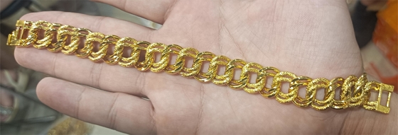 Diseño sencillo de alta producción de latón de aleación de zinc grifo de agua de grifo máquina de recubrimiento PVD para rosa dorada oro negro color