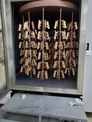 Dispositivos decorativos con tejas de piso de color dorado Máquina de recubrimiento al vacío PVD / Máquina de recubrimiento cerámico