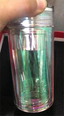 Máquina de recubrimiento de plástico PVD con acabado brillante, fuerte adherencia y sin descamación para mayor durabilidad