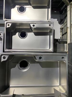 Máquina de recubrimiento de vacío PVD de plata de alto brillo con acabado de espejo premium y sistema de control automático completo
