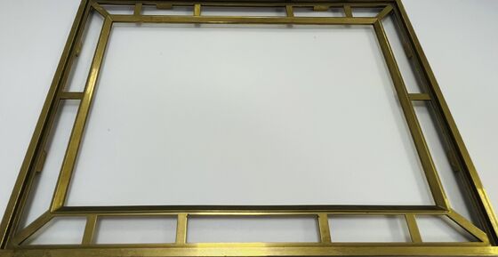 Sistema de recubrimiento al vacío a baja temperatura para componentes de plástico con acabados decorativos y revestimiento PVD anti-tarnish