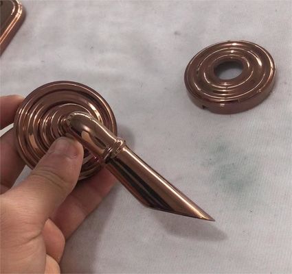 Un buen precio. Mini máquina de recubrimiento de metalización PVD, máquina pequeña de recubrimiento por evaporación al vacío PVD en línea