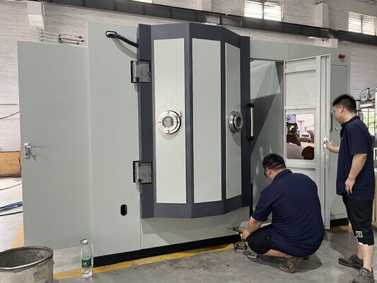Un buen precio. Máquina de revestimiento al vacío PVD de baja temperatura y cámara media para revestimiento de arco iris iridiscente en vasos de vidrio en línea