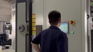 Máquina de revestimiento al vacío PVD compacta 1300×1350